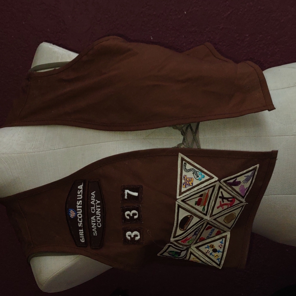 Girl Scout Brown Vest - Picture 2 of 5